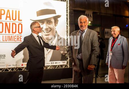 Thierry Fremaux, Jean-Paul Belmondo, Charles Gerard bei der Eröffnungsfeier des 5. Lumiere Film Festivals und der Hommage an den französischen Schauspieler Jean-Paul Belmondo am 14. Oktober 2013 in Lyon, Frankreich. Foto von Vincent Dargent/ABACAPRESS.COM Stockfoto