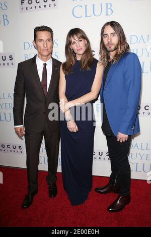 Jennifer Garner, Schauspieler Matthew McConaughey und Schauspieler Jared Leto kommen zur Premiere des Dallas Buyers Club in Los Angeles, CA, USA, am 17. Oktober 2013. Foto von Krista Kennel/ABACAPRESS.COM Stockfoto