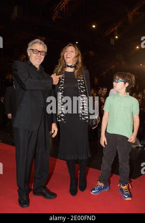 Harvey Keitel, seine Frau Daphna Kastner und ihr Sohn Roman bei der Abschlussfeier des 5. Festival Lumiere, in Lyon, Frankreich am 20. Oktober 2013. Foto von Vincent Dargent/ABACAPRESS.COM Stockfoto