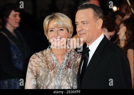 Emma Thompson und Tom Hanks nahmen an der Vorführung von "Saving Mr Banks" und der Abschlusszeremonie des 57. BFI London Film Festival am Odeon Leicester Square in London, Großbritannien, am 20. Oktober 2013 Teil. Foto von Aurore Marechal/ABACAPRESS.COM Stockfoto