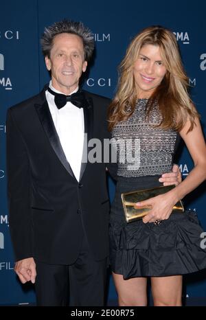 Brian Grazer und Veronica Smiley nehmen an der LACMA 2013 Art + Film Gala zu Ehren von Martin Scorsese und David Hockney am 2. November 2013 im Los Angeles County Museum of Art in Los Angeles, CA, USA, Teil. Foto von Lionel Hahn/ABACAPRESS.COM Stockfoto