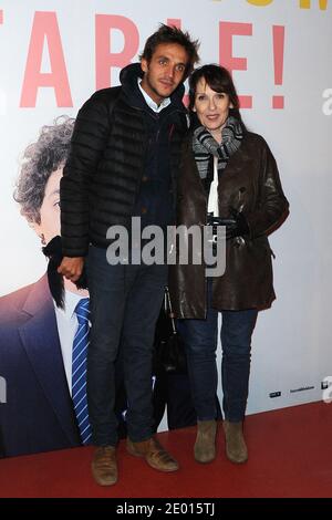 Ruben Alves und Chantal Lauby bei der Premiere von 'Les Garcons et Guillaume, A Table!' Am 18. November 2013 im Gaumont Opera Theater in Paris, Frankreich. Foto von Aurore Marechal/ABACAPRESS.COM Stockfoto