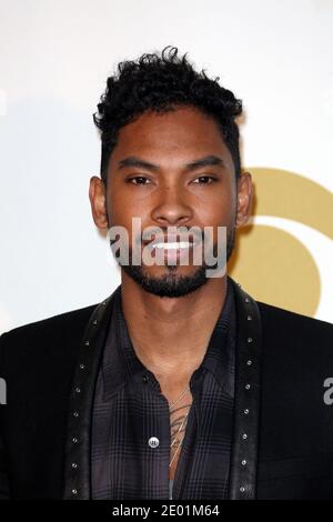 Miguel kommt am 6. Dezember 2013 zum Grammy Nominations Concert in Los Angeles, CA, USA. Foto von Krista Kennel / ABACAPRESS.COM Stockfoto