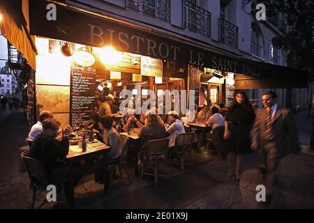 FRANKREICH / Iie-de-France/Paris/ Bistrot im Quartier Latin in der Nacht . Stockfoto