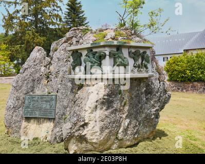 Denkmal erinnert an die Schlacht von Roncevaux Pass im Jahr 778. Roncesvalles, Navarra, Spanien. Die Geschichte der Schlacht wird im 11. Jahrhundert Werk der S erzählt Stockfoto