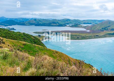 Luftaufnahme der Hoopers-Bucht auf der Halbinsel Otago in New Seeland Stockfoto