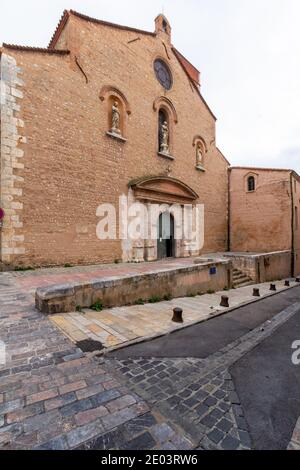 Fassade der Notre Dame La Real in Perpignan, Frankreich Stockfoto