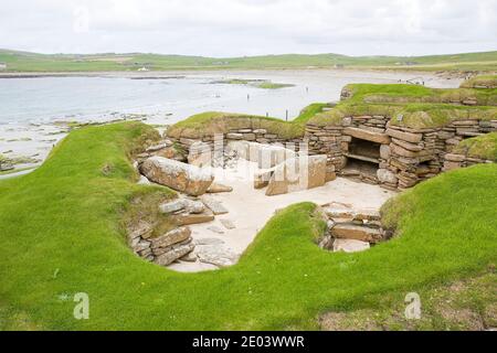 Skara Brae, eine aus Stein gebaute neolithische Siedlung, die sich im schottischen Orkney-Archipel befindet. 3180 v. Chr. bis 2500 v. Chr. Stockfoto