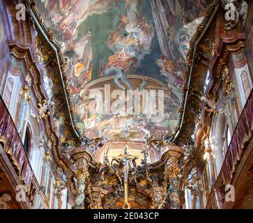 St. Johann Nepomuk, besser bekannt als Asam-Kirche, ist eine Barockkirche in München, Süddeutschland, erbaut von 1733 bis 1746 Stockfoto