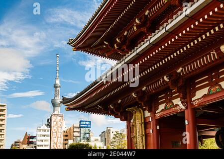 Tokyo Fernsehturm und Schrein, Taito, Japan Stockfoto