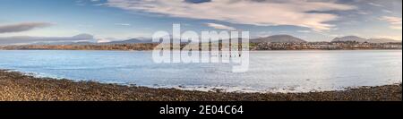 Menai Straits im Winter, Anglesey, Nordwales Stockfoto