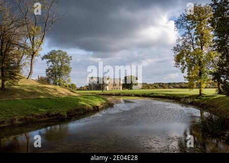 Lyveden New Bield ist ein herrliches, unvollendetes elisabethanischen Sommerhaus im Osten von Northamptonshire, England. Stockfoto