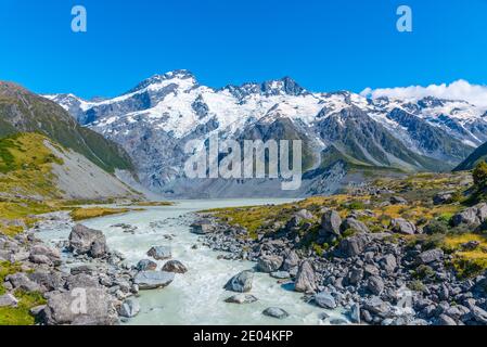 Mount Sefton hinter dem Mueller See in Neuseeland Stockfoto