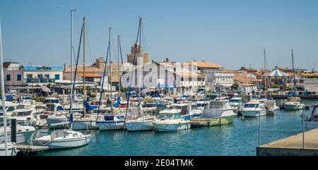 Port Saintes-Maries-de-la-Mer, Camargue, Département Bouches-du-Rhône, Südfrankreich Stockfoto