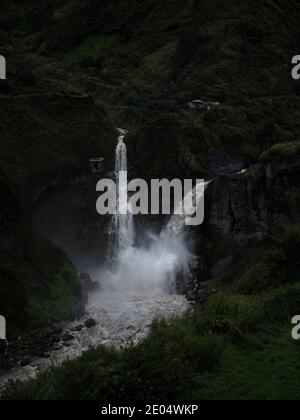 Agoyan Twin Wasserfall Pastaza Fluss auf der Wasserfall-Route in der Nähe Banos Ecuador Südamerika Stockfoto