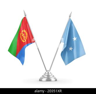 Mikronesien und Eritrea Tischflags isoliert auf weißem 3D-Rendering Stockfoto