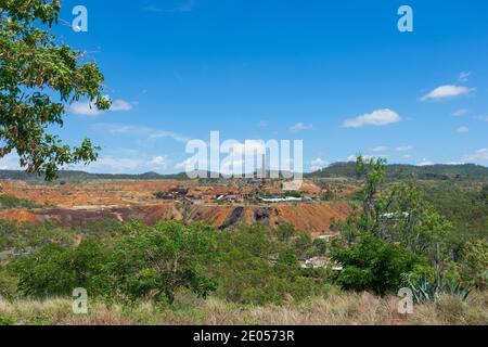 Die alte verlassene Gold-, Silber- und Kupfermine Mount Morgan, Central Queensland, QLD, Australien Stockfoto