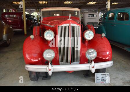 16. November 2020, Auto World Vintage Car Museum. Ahmedabad, Gujarat, Indien. PACKARD 120 Cabrio Limousine, BAUJAHR 1937 Stockfoto