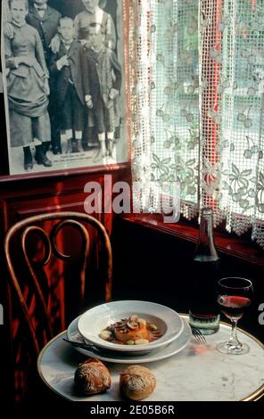 Der französische Koch Georges Blanc L'Ancienne Auberge Restaurant in Vonnas, Frankreich. Stockfoto