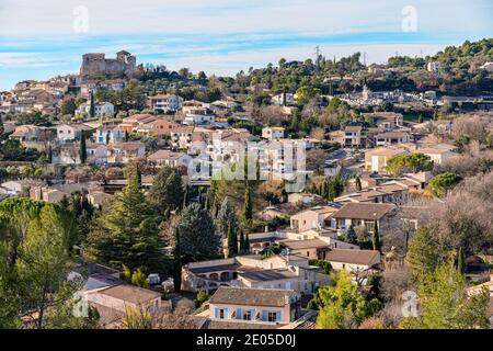 Panorama von Greoux-les-Bains, Alpes de Haute Provence, Frankreich Stockfoto