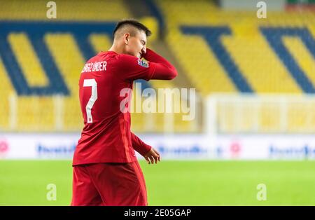 Istanbul, Türkei – 15. November 2020. Türkische Fußballnationalmannschaft Rechtsaußen Cengiz Under während des UEFA Nations League-Spiels Türkei gegen Russland (3-2) Stockfoto