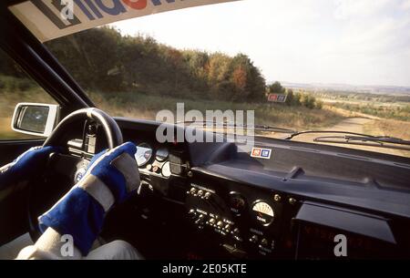 Malcolm Wilson in seinem Vauxhall Astra GTE 16V Rallye-Auto Am Millbrook Proving Ground UK 1989 Stockfoto