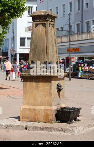 Brunnen am Marktplatz, Saarlouis, Saarland, Deutschland Stockfoto