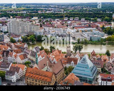 Ulm ist eine Stadt im Bundesland Baden-Württemberg, an der Donau an der Grenze zu Bayern gelegen Stockfoto