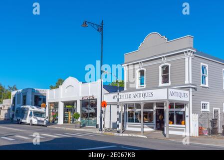 GREYTOWN, NEUSEELAND, 10. FEBRUAR 2020: Historische Gebäude im Zentrum von Greytown, Neuseeland Stockfoto