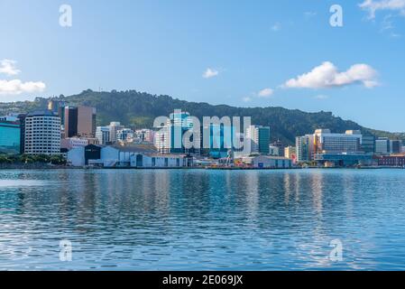 WELLINGTON, NEUSEELAND, 9. FEBRUAR 2020: Hafenpromenade in Wellington, Neuseeland Stockfoto