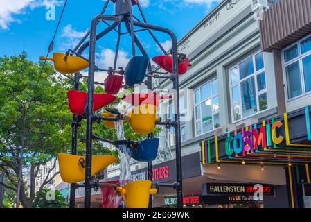 WELLINGTON, NEUSEELAND, 9. FEBRUAR 2020: Eimer-Brunnen in der Cuba Street im Zentrum von Wellington, Neuseeland Stockfoto