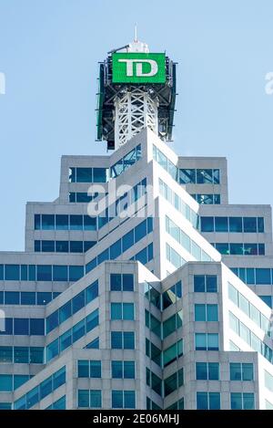 Der TD Canada Trust Turm am Brookfield Place. Brookfield Place ist ein Bürokomplex in der Innenstadt von Toronto, bestehend aus zwei Türmen, Bay Wellington Stockfoto