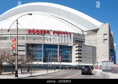 Roger Centre Eingang, das Wahrzeichen ist ein Mehrzweckstadion in der Innenstadt von Toronto, ist Heimat der Toronto Blue Jays, unter anderem Sport-Teams. Stockfoto