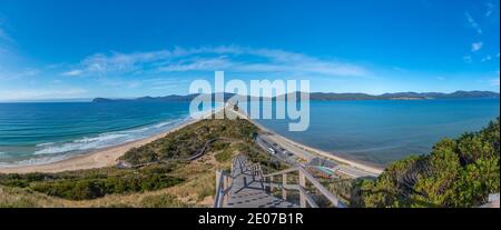 Blick auf den Neck of Bruny Island in Tasmanien, Australien Stockfoto