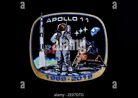 NASA Apollo 11 Commemorative 1969-2019 Limited Edition Patch entworfen von Bekannter Patch-Künstler Luc van den Abeelen Stockfoto