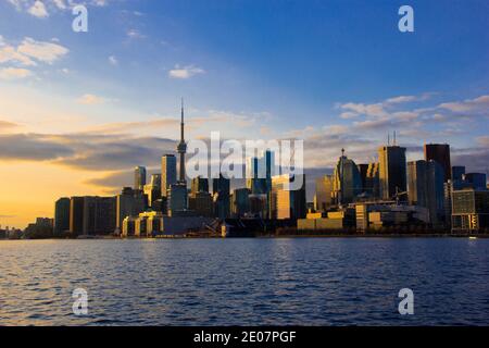 Blick auf Toronto bei Sonnenuntergang Stockfoto