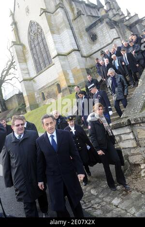 Der französische Präsident Nicolas Sarkozy feiert am 6. Januar 2012 den 600. Geburtstag von Jeanne D'Arc an der Porte de France in der Nähe der Kapelle in Vaucouleurs, Frankreich. Foto von Pol Emile/Pool/ABACAPRESS.COM Stockfoto