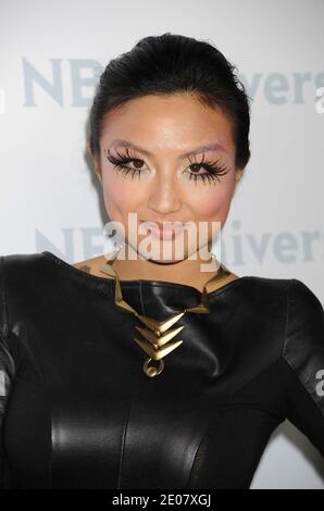 Jeannie Mai nimmt an der "NBC Universal Winter TCA Press Tour Party" Teil, die am 06. Januar 2012 im Athenaeum in Pasadena, Los Angeles, CA, USA, stattfand. Foto von Graylock/ABACAPRESS.COM Stockfoto