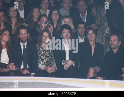 Natalia Vodianova und Antoine Arnault kommen zur Ausstellung der Kollektion Etam Frühjahr/Sommer 2012, die am 23. Januar 2012 in Beaux Arts in Paris, Frankreich, stattfand. Foto von Denis Guignebourg/ABACAPRESS.COM?? Stockfoto