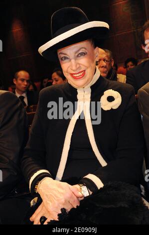 Genevieve De Fontenay Teilnahme an Jean Doucet Frühjahr-Sommer 2012 Haute Couture Collection Show in der Buddha Bar in Paris, Frankreich, am 26 2012. Januar statt. Foto von Giancarlo Gorassini/ABACAPRESS.COM Stockfoto