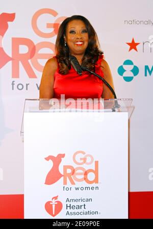 Star Jones nimmt am 03. Februar 2012 am Macy's Herald Square in New York City, NY, USA, am Go Red CONNECT-Auftakt des National Wear Red Day Teil. Foto von Donna ward/ABACAPRESS.COM Stockfoto