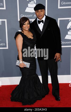 LL Cool J und Simone Johnson bei der 54. Jährlichen Grammy Awards am 12. Februar 2012 im Staples Center in Los Angeles, CA, USA. Foto von Lionel Hahn/ABACAPRESS.COM Stockfoto