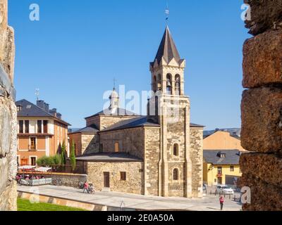 St. Andreas Kirche (Iglesia de San Andres) - Ponferrada, Kastilien und Leon, Spanien Stockfoto