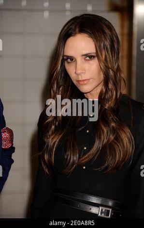 Victoria Beckham während der Veranstaltung des britischen Generalkonsulats zur Eröffnung der britischen Kampagne mit der ersten Auflage des Great Underground Train in New York, die am 15. Februar 2012 auf der 42nd Street Subway Shuttle-Plattform der Grand Central Station in New York City, NY, USA, stattfand. Foto von Graylock/ABACAPRESS.COM Stockfoto