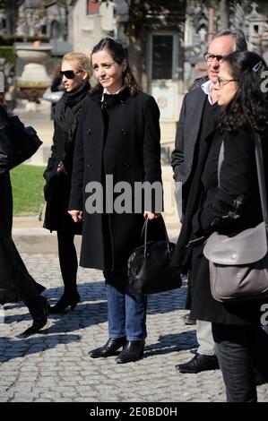 Dominique Blanc nimmt am 20. März 2012 an der Trauermesse des Schauspielers Michel Duchaussoy auf dem Friedhof Pere Lachaise in Paris Teil. Foto von Alban Wyters/ABACAPRESS.COM Stockfoto