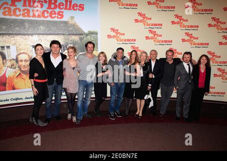 Julie Gayet, Philippe Lellouche, Julie Bernard, Christian Vadim, Nicole Calfan, Gerard Darmon, Vanessa Demouy, Arielle Semeroff, Alain Doutey, David Brécourt, Alexandre Brasseur beim Fotocall 'Nos plus belles vacances' vor der Premiere in Paris, der am 13. Februar 2012 im Gaumont Marignan in Paris stattfand. Foto von ABACAPRESS.COM Stockfoto