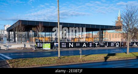 Berlin, Deutschland. Dezember 2020. Die Neue Nationalgalerie ist seit vier Jahren wegen Renovierungsarbeiten geschlossen. Quelle: Christophe Gateau/dpa/Alamy Live News Stockfoto