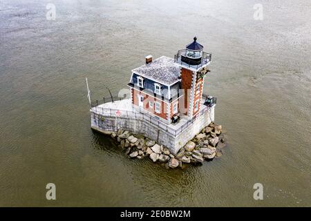 Der Hudson Athens Lighthouse, manchmal auch Hudson City Light genannt, ist ein Leuchtturm am Hudson River im Bundesstaat New York Stockfoto