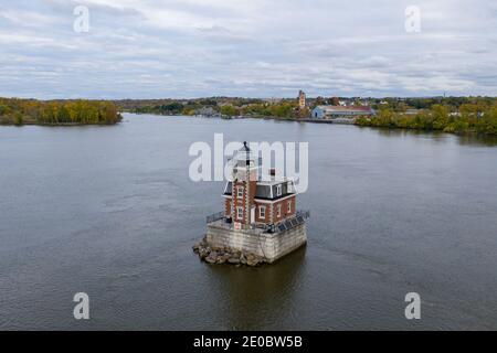 Der Hudson Athens Lighthouse, manchmal auch Hudson City Light genannt, ist ein Leuchtturm am Hudson River im Bundesstaat New York Stockfoto