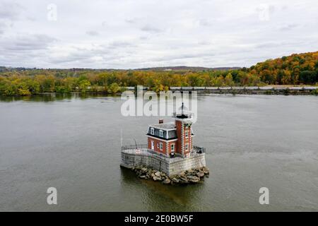 Der Hudson Athens Lighthouse, manchmal auch Hudson City Light genannt, ist ein Leuchtturm am Hudson River im Bundesstaat New York Stockfoto